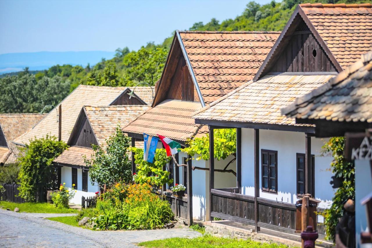 Lankas Vendeghaz - Holloko Villa Екстериор снимка